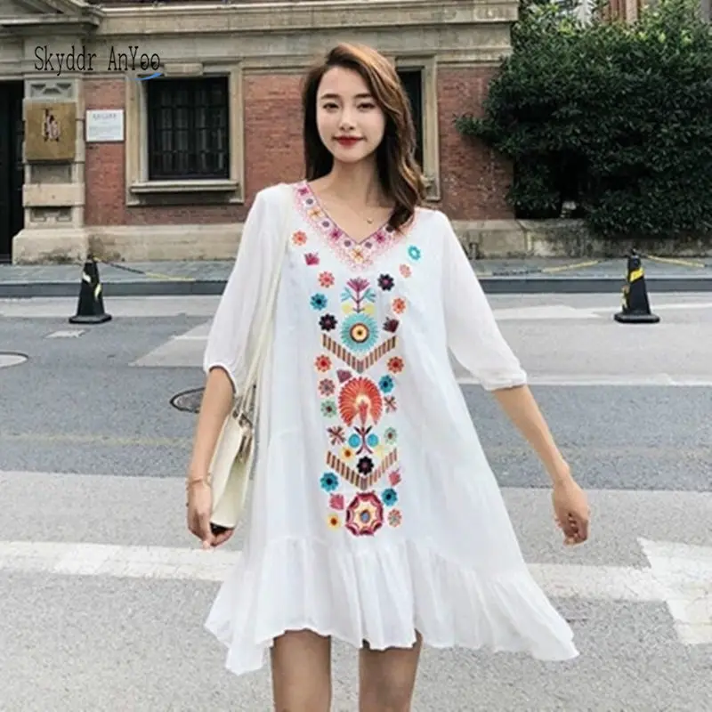 

Summer Women Bohemian Dress Embroidery Vintage Floral V-Neck Knee-Length Female Dresses Loose Comfort Ruffles Half Sleeve Dress