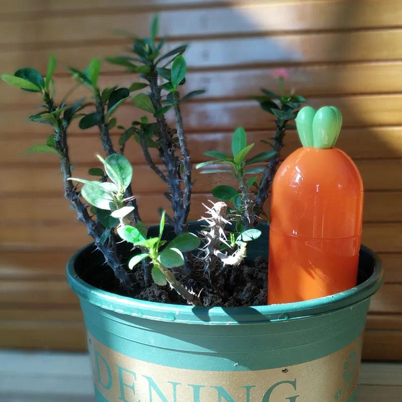 

Creative 1Pcs Radish Micro Irrgation Watering Automatic Garden Plant Greenhouse Water Home Office Garden Supplies