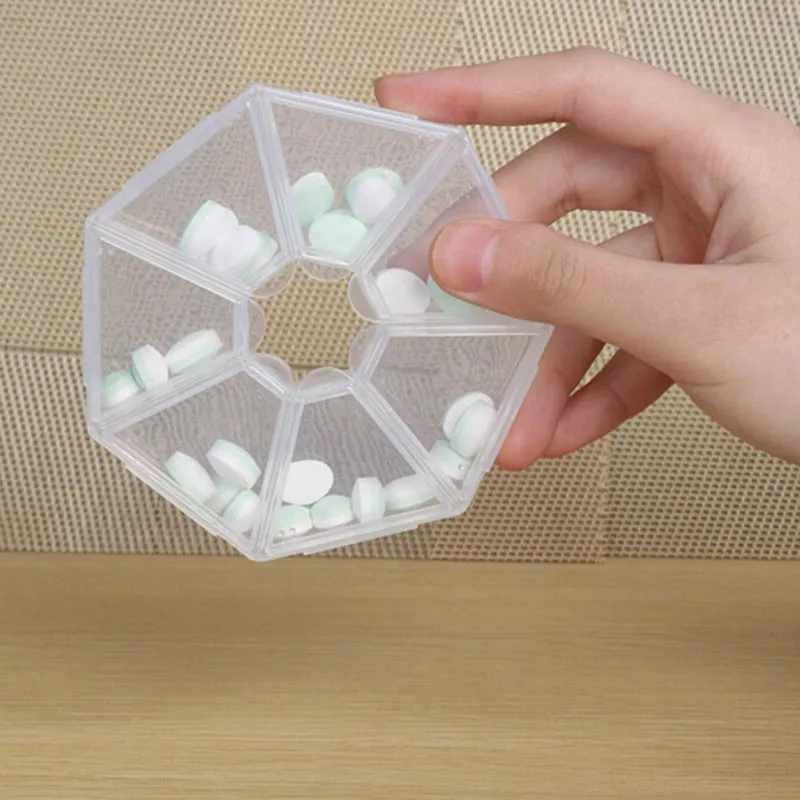 2019 Новый 1 PC 7 дней медицины Pill Box мини круглый Портативный Путешествия хранения Box Витамин сортировать планшет держатель корпус