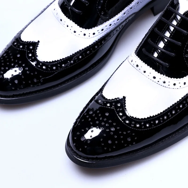 QYFCIOUFU/Роскошные оксфорды; Мужские модельные туфли; коллекция года; классические черные и белые официальные свадебные туфли; обувь с перфорацией типа «броги» из натуральной кожи