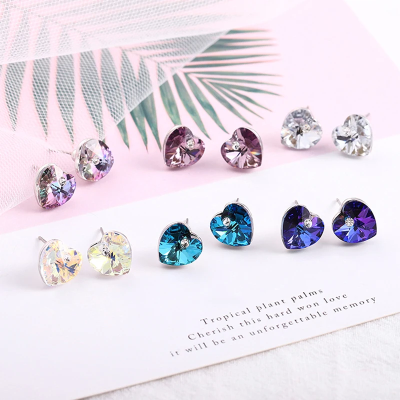 Женские серьги гвоздики с кристаллами Swarovski классические серебряного цвета в