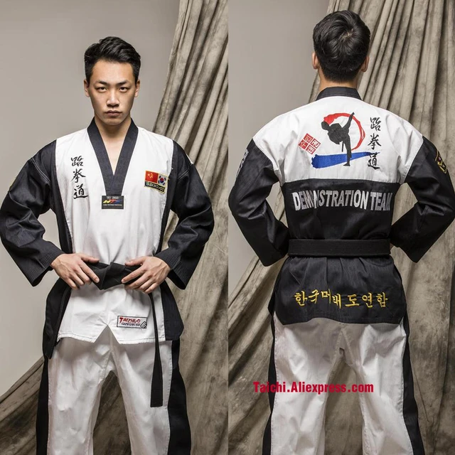 Dobok  Taekwondo uniform, Korean taekwondo, Taekwondo