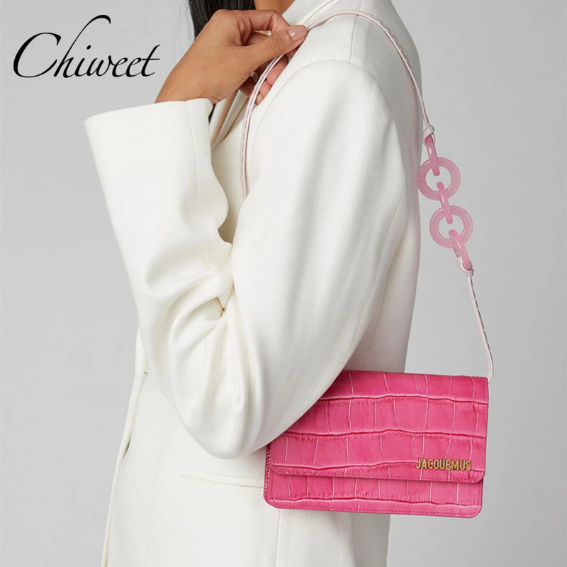 trendy small handbags