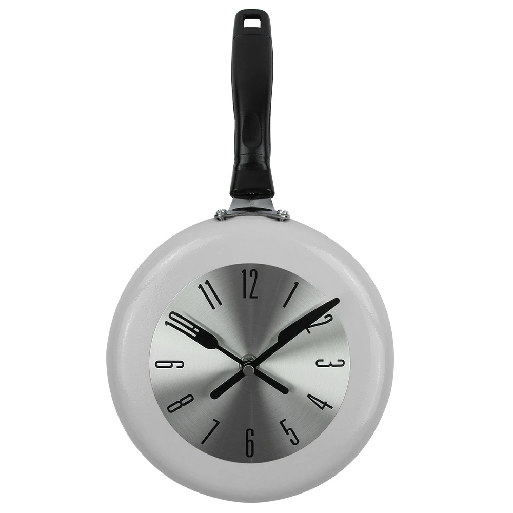 Menciptakan Gaya 8 Inch Logam Terbang Pan Jam Dinding Dapur