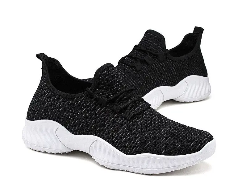 

ONKE Men Women Summer Running Shoes Couple Breathable Outdoor Sports Shoes Comfortable Air Mesh Sneaker 39-44