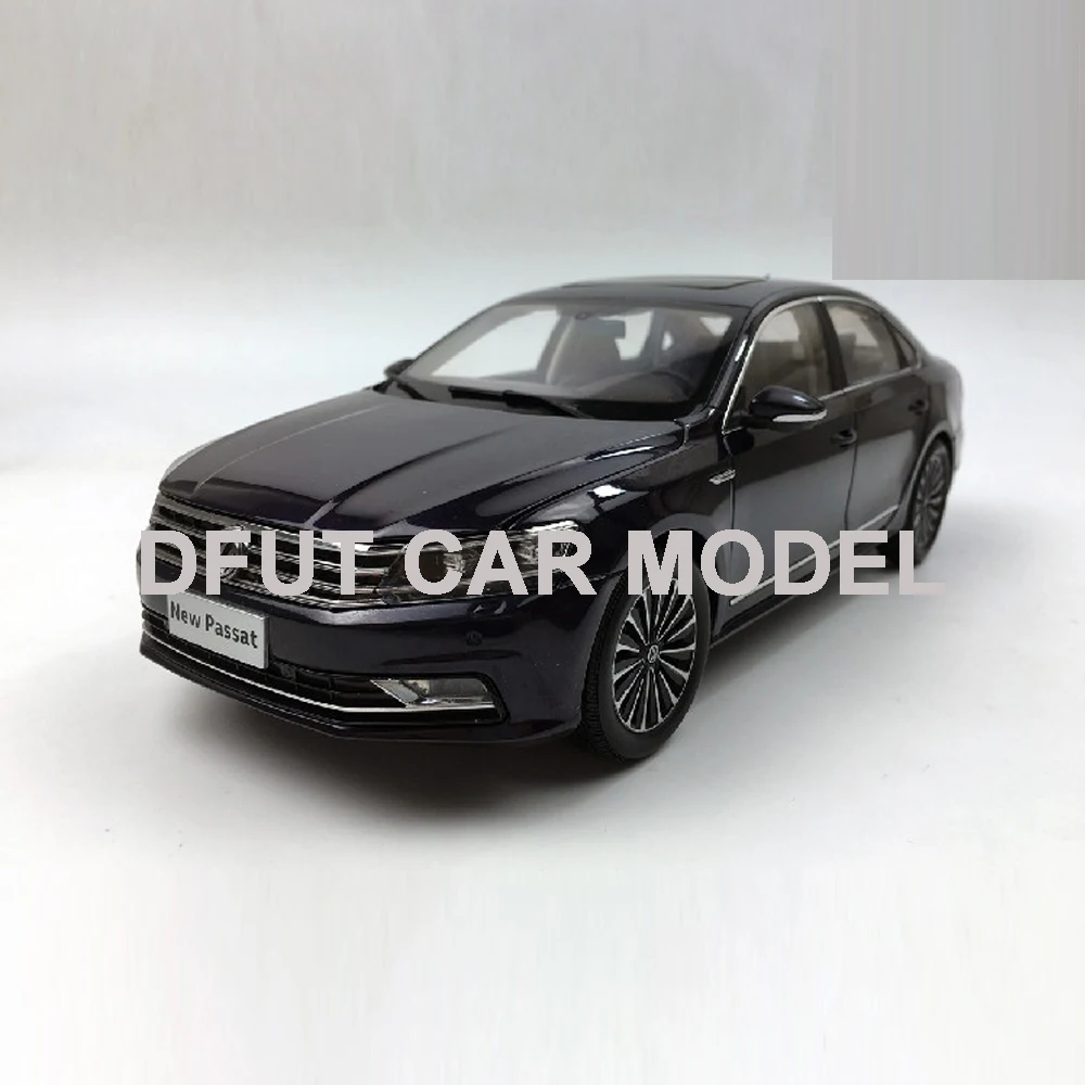 

1:18 Alloy Volkswagen NEW PASSAT GP 2016 Car Model Of Children's Toy Cars Original Authorized Authentic Kids Toys