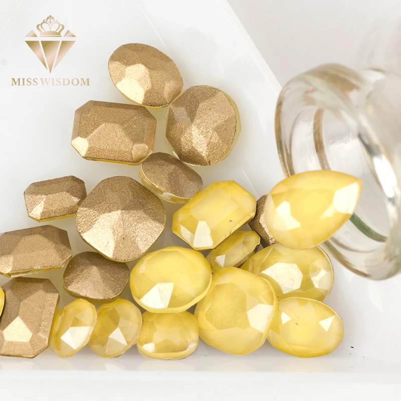 

New Free shipping 50pcs/pack pointback Glue on nail art Gold yellow Moka rhinestones 226MK high quality glass crystal nail art