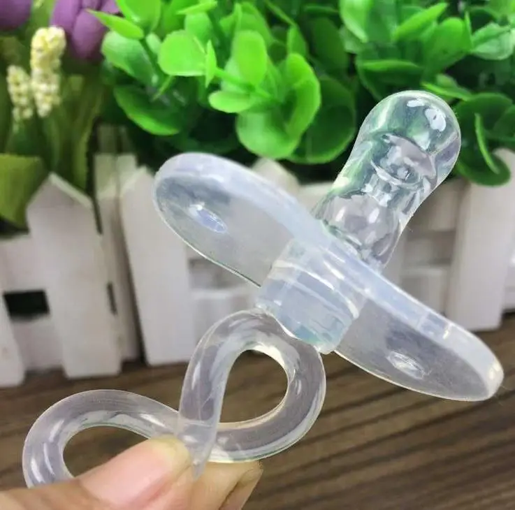 7*4cm Baby Pacifier Care Butterfly Shaped Top Silicone Round Head Soft