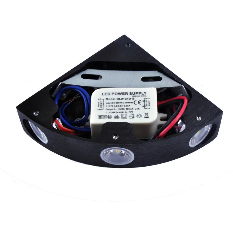 2885557639_564257441