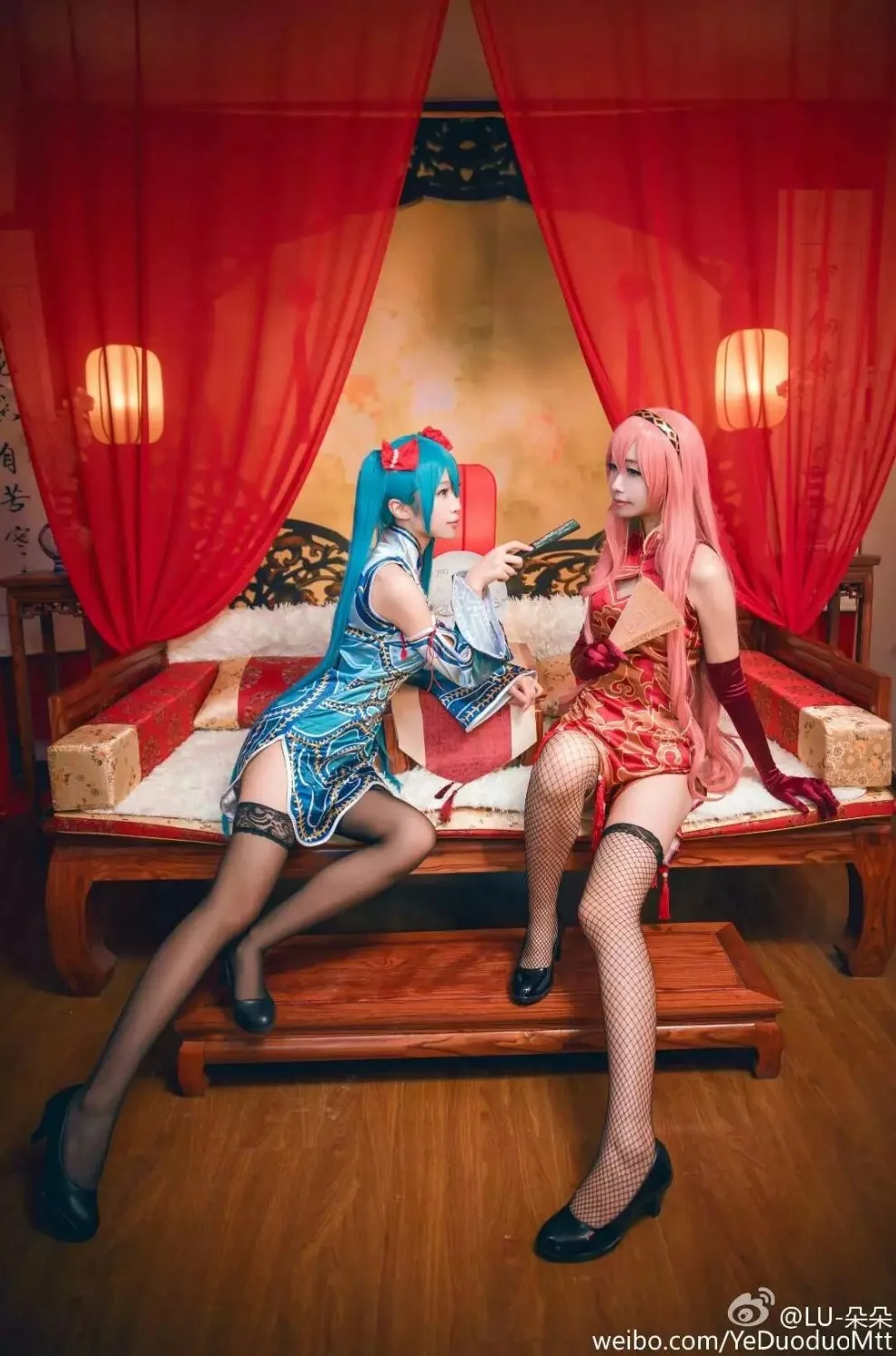 

[Customized] 2018 VOCALOID Miku Chinese Printing Cheongsam Cosplay Costume Full Set For Halloween Carnival Free Shipping New.