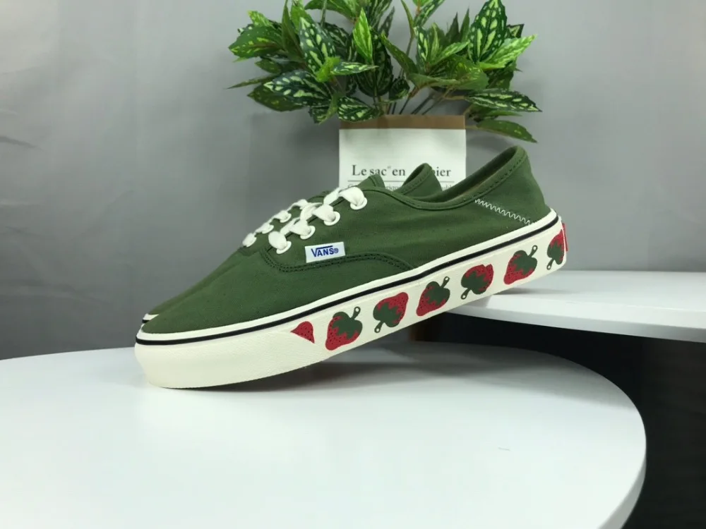 vans green strawberry