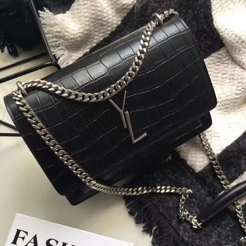 

Brand new Luxury real leather crossbody Female Messenger Bag Handbag Famous Designer Shoulder Chains flap bag