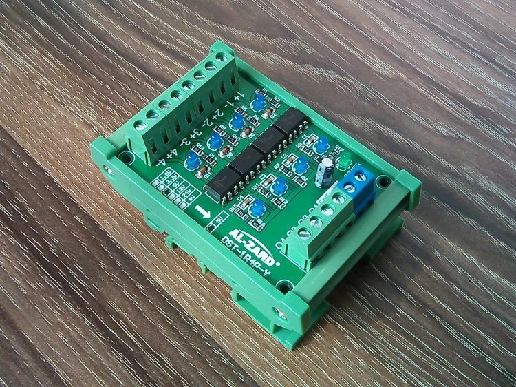 

High Speed Optocoupler Isolation Module Module 4 Four Way PLC Signal Differential Collector Level Voltage Converter Board