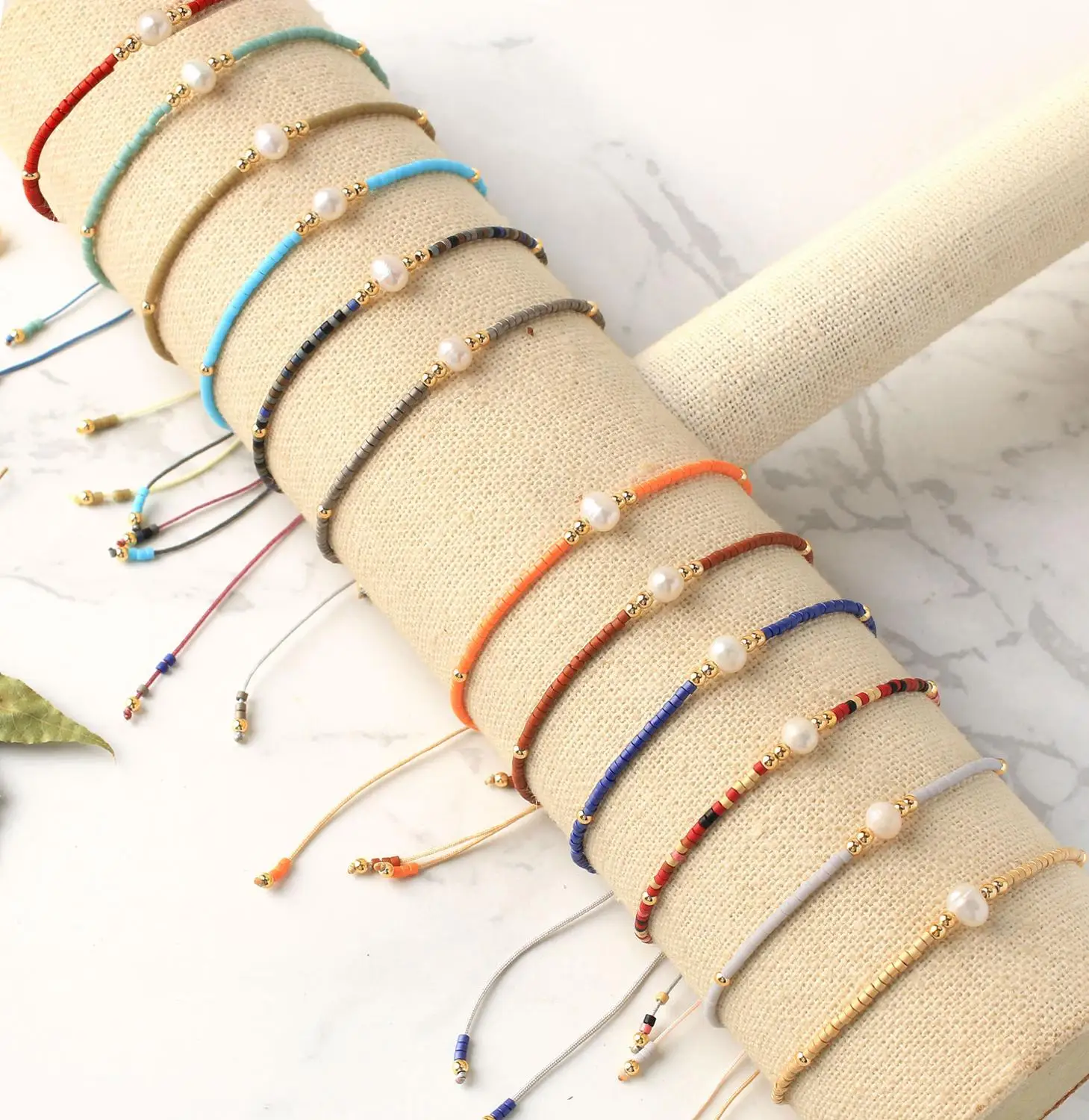 

KELITCH Friendship Bracelet Seed Beaded String Tiny Wrap Bracelet Handmade Adjustable Pearl Bracelets New Jewelry