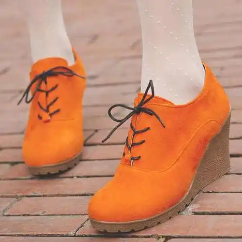 Осенние ботинки на танкетке Модные женские ботильоны из флока на платформе и высоком каблуке женские ботинки на танкетке со шнуровкой на высоком каблуке - Цвет: Оранжевый