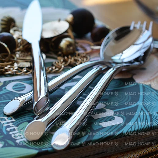 

4 pcs set Western flatware set high-grade utensils German stainless steel dinner knife table fork table spoon steak cutlery