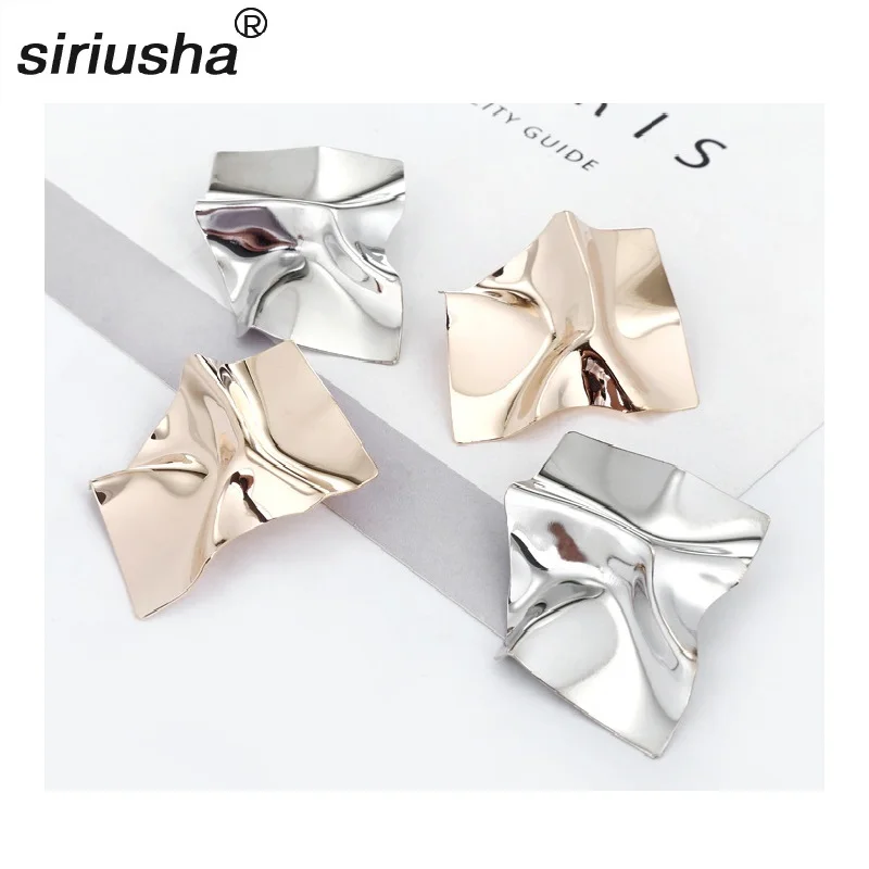 

Fashion Popular Logo Personality Street Beats Gilded Drape Metallic Geometric Irregular Earrings Wholesale S129