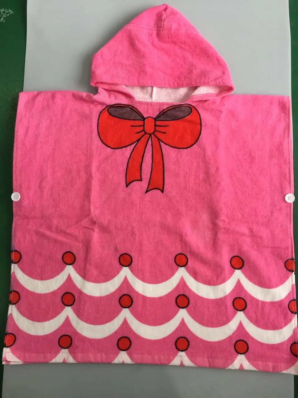 Банные халаты для маленьких девочек с героями мультфильма «Алиса»; 9 стилей; банный халат с изображением животных; Детские банные костюмы; сезон весна-осень; ночная рубашка с капюшоном с изображением животных - Цвет: bowknot