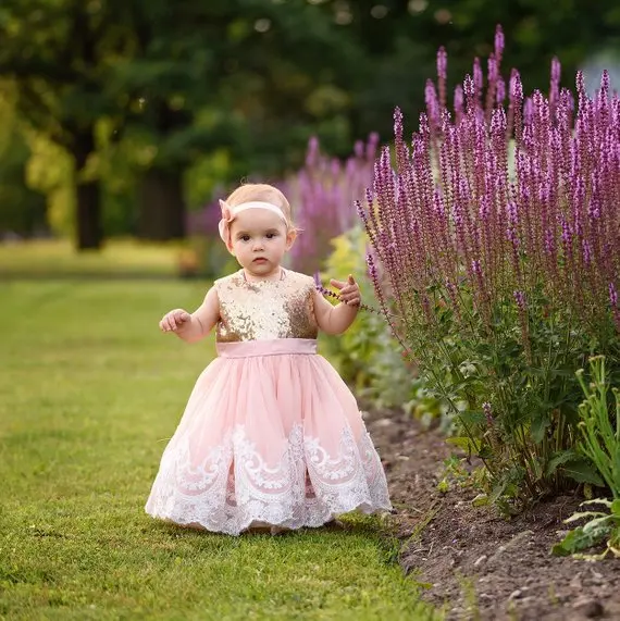Princess Pink White lace tutu dress Flower girl sequin dress with bow girls gold sequin dress birthday gown Princess Pink White lace tutu dress Flower girl sequin dress with bow girls gold sequin dress birthday gown