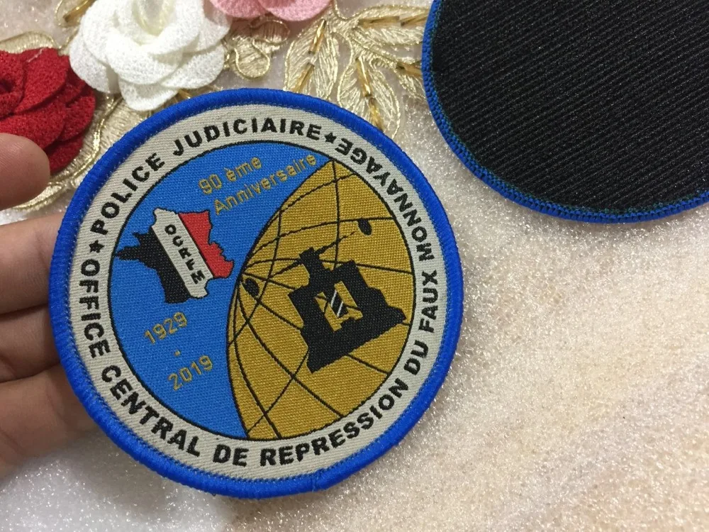 

Customized woven patches Hook & Loop Style Badges over-locking patch For Clothes Bags