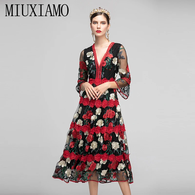 

MIUXIAMO High Quality 2019 Autumn Luxurious Runway design Dress Elegant Red Floral Embroidery Casual Dress Women vestidos