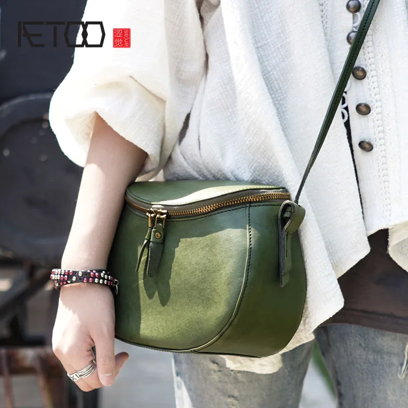 

AETOO Vintage handmade cowhide leather one-shoulder oblique back diagonal bag casual small and delicate women ladies and women