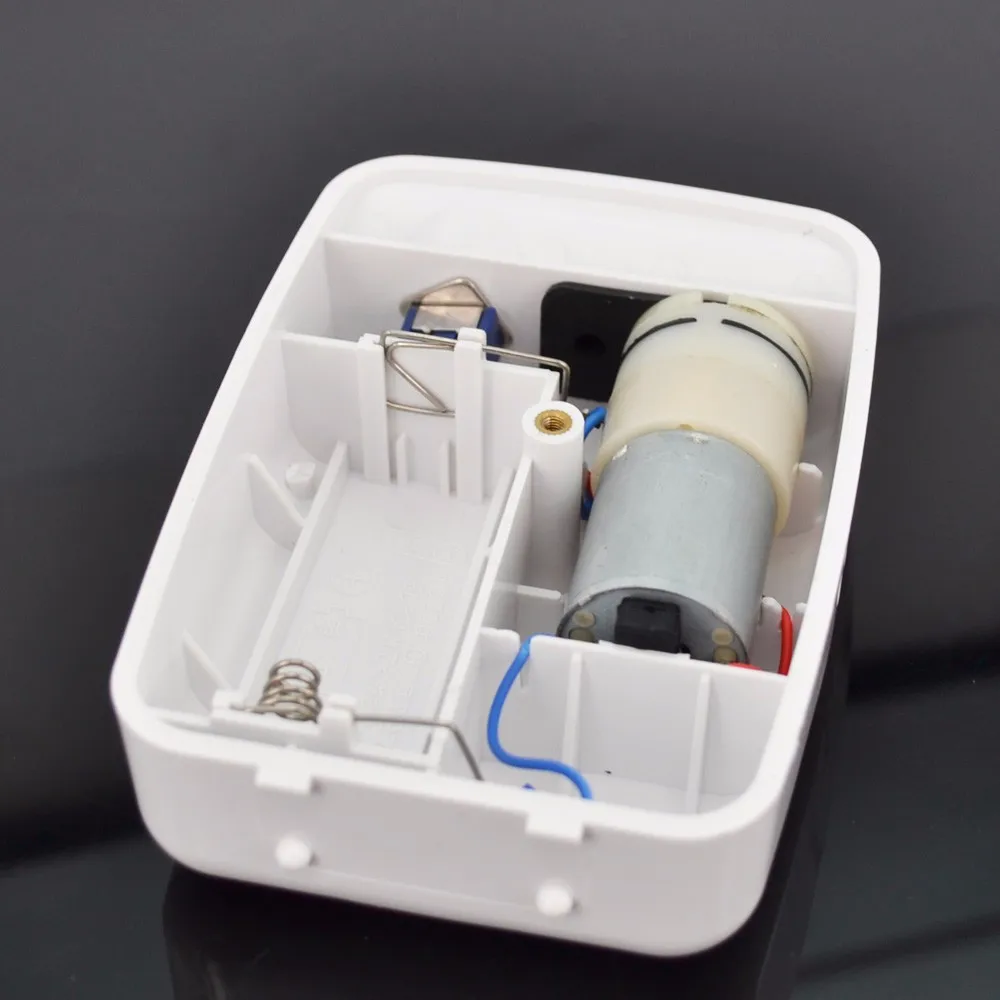 Portable-Large-Power-Battery-Air-Pump-Fishing-Aerator-Multi-Speed-Oxygenated-Live-Bait-Aquarium-Super-Quiet (3)