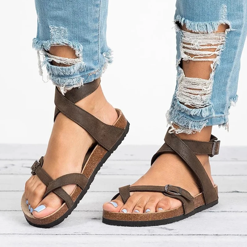 

Basic Women Sandals 2019 New Women Summer Sandals Plus Size 43 Leather Flat Sandals Female Flip Flop Casual Beach Shoes Ladies