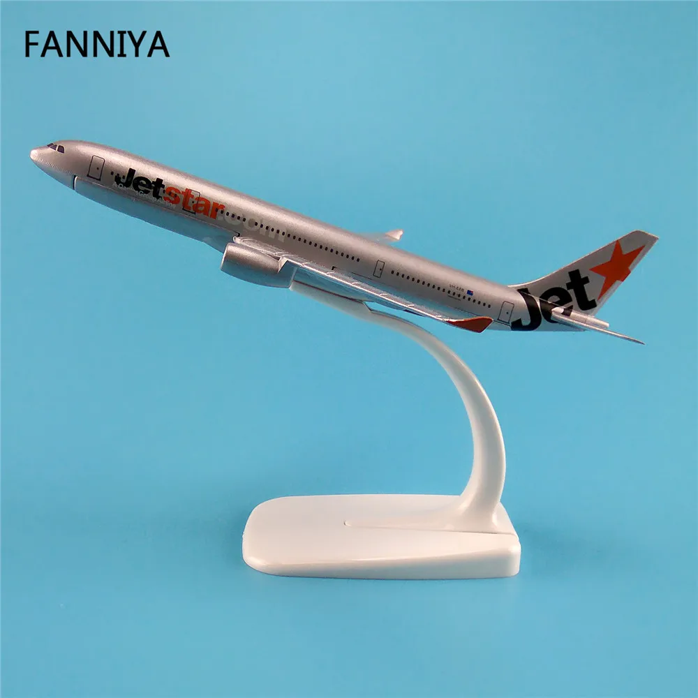 

16cm Metal Australian Air Jetstar JET STAR A330 Airlines Airbus 330 Airways Airplane Model Plane Model W Stand Aircraft Gift