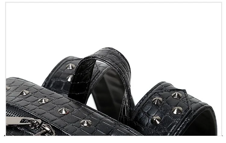 wolf head backpack (20)