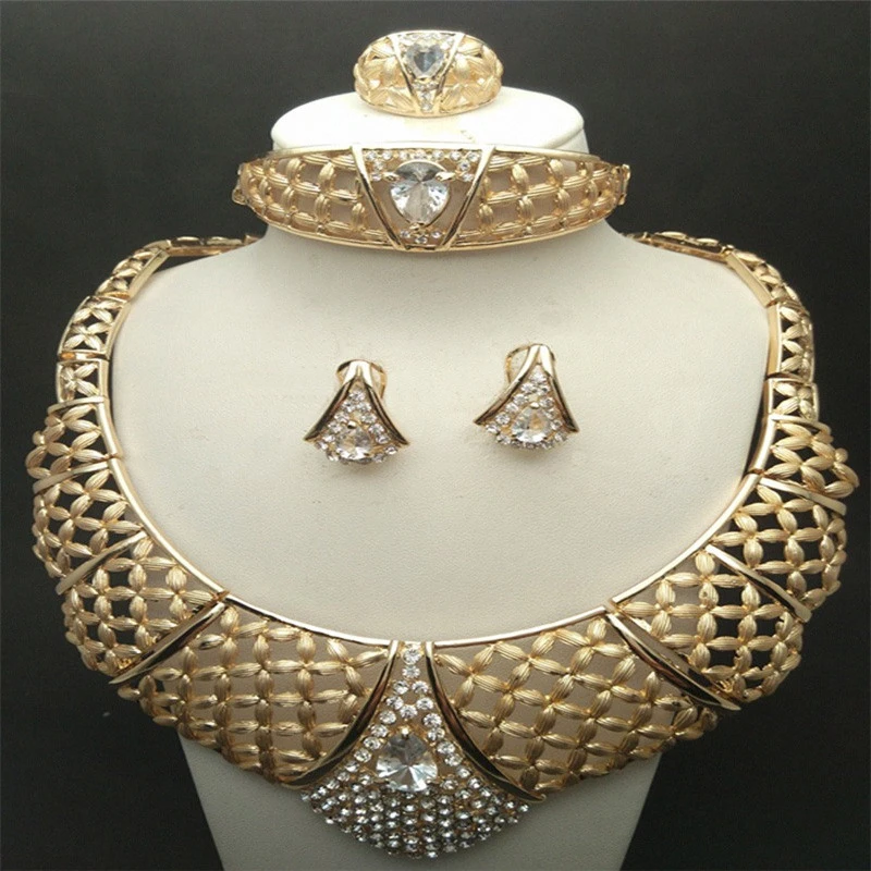 

2018 exquisite Bridal Gift Big Nigerian Wedding African Beads Jewelry Set Fashion Dubai Gold Color Jewelry Set wholesale Design