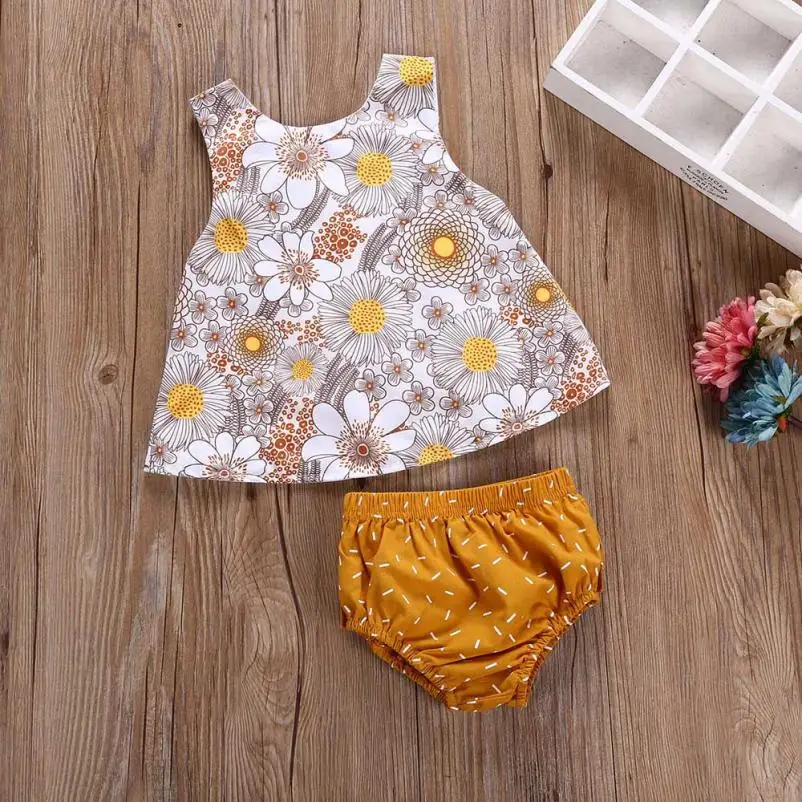 

New Arrival 2Pcs Toddler Baby Girls Floral Print Sleeveless Tops+Ruched Shorts Outfits Set Popular Baby Clothing Costume Clothes