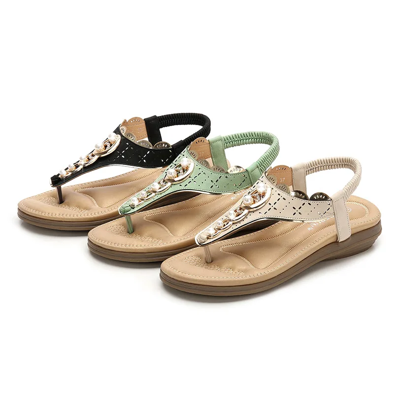 

2019 summer new style simple and simple solid color sandals women comfortable wild metal decorative sandals