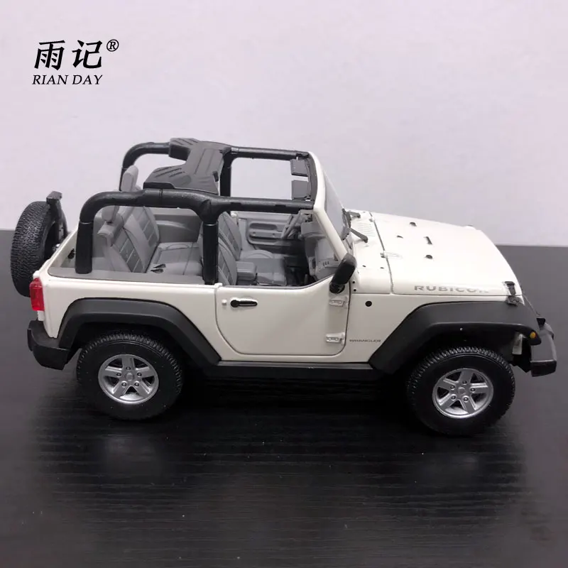 RIAN DAY 1/24 масштабная модель автомобиля игрушки США 2007 Jeep Wrangler SUV литая модель Металлический Игрушечный Автомобиль для подарка/коллекции/украшения/детей