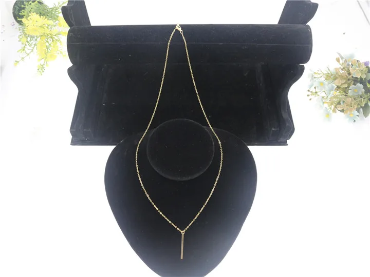 long necklace