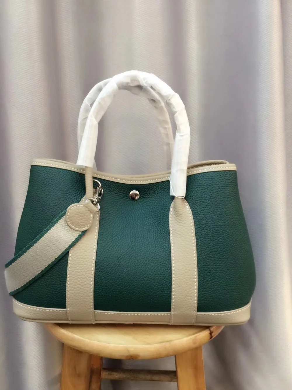100% genuine leather luxury handbag garden party tote bag women high quality designer famous brand cowhide leather shoulder bag 100% genuine leather luxury handbag garden party tote bag women high quality designer famous brand cowhide leather shoulder bag