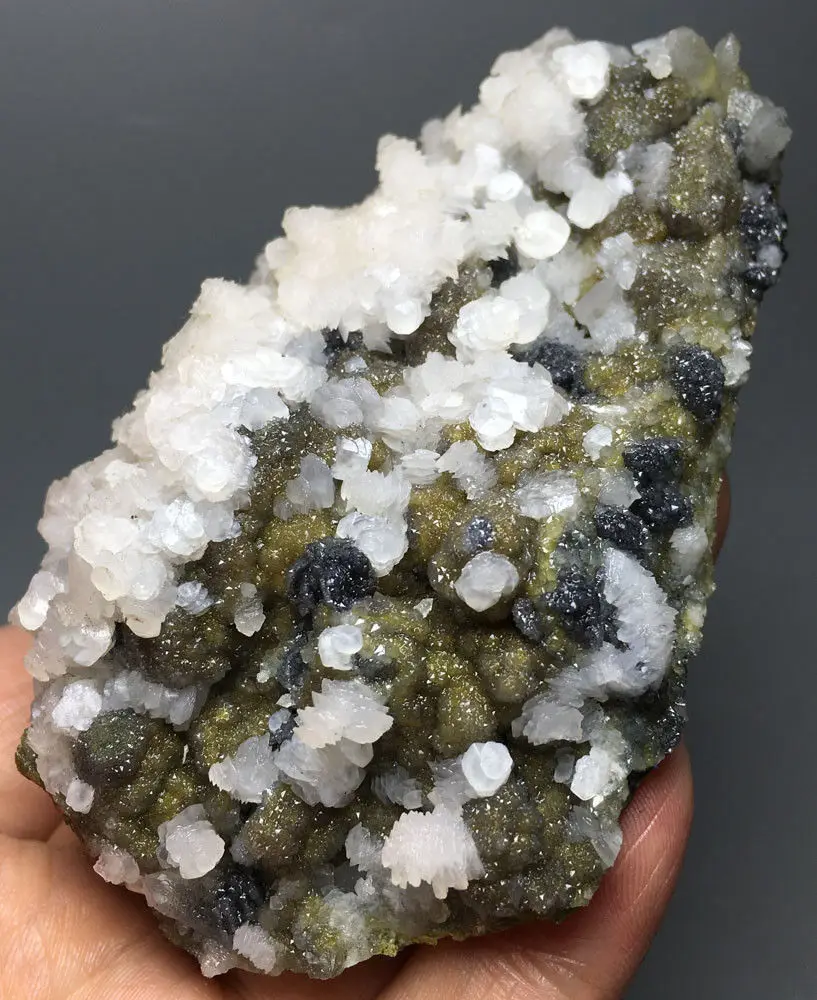 

315g AAAA+++Natural Garnet & calcite Quartz Crystal mineral specimen Madagascar crystals for power