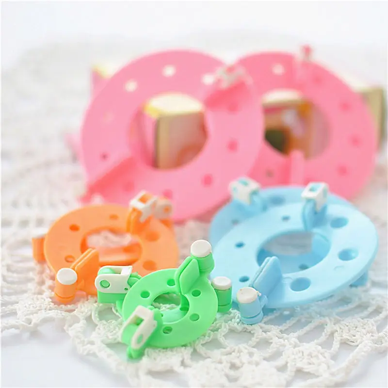 

8pcs/set Essential Pom Pom Maker Clover Fluff Ball Weave Handmade Knitting Pom Pom Maker DIY Needle Craft Needlework Tool Random