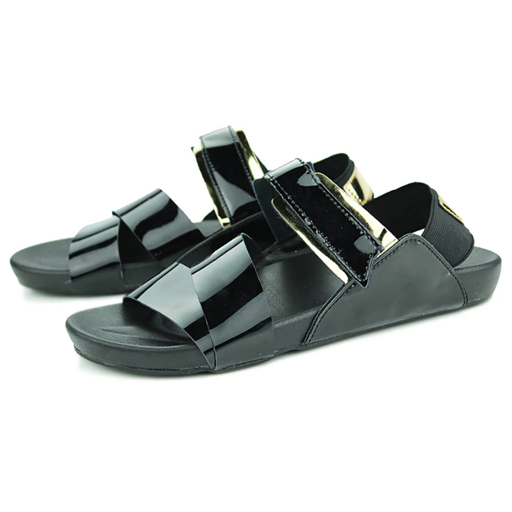 Мужские летние модные повседневные сандалии из лакированной кожи; шлепанцы; пляжная обувь - Цвет: Черный