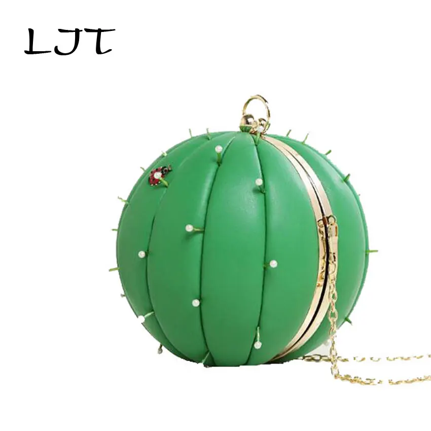 

LJT Women Shoulder Bag 2018 Winter Personalitized Fairy Ball Round Messenger Bag Rivet Luxury Handbags Party Chain Croosbody Bag