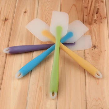 

Free Shipping FDA High Quality 4pcs Silicone Pastry Baking Scraper Spatuals set
