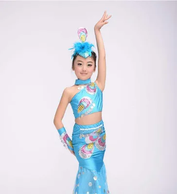 girl-peacock-dance-dress (3)