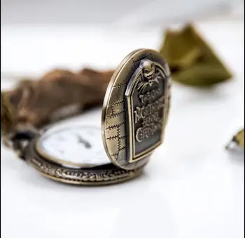 

New Fashion quartz Nightmare Vintage man and woman students pendant Necklace pocket watches