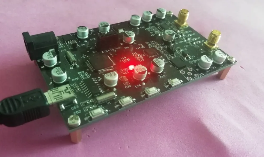 Модуль AD9102 оценочный модуль произвольный источник сигнала 14 бит 180 МГц DAC/датчик