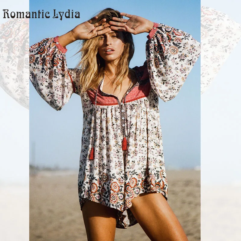 

Plus Size Women Tunic Shirt 2018 Autumn Long Sleeve Floral Print Deep V-neck Blouses And Tops Big Size Women Clothing