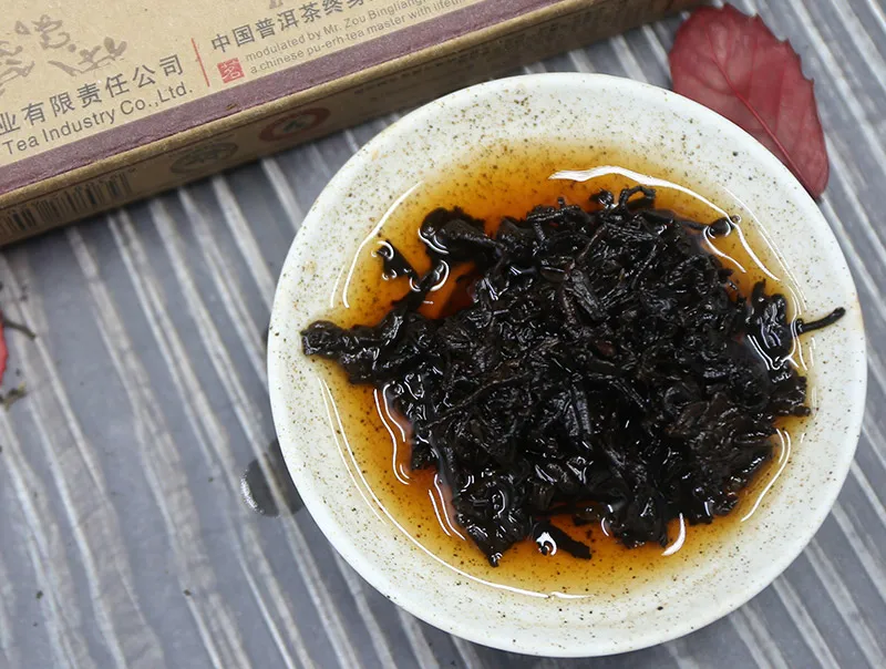 Haiwan 2010 Shu Pu-erh "Lao Shu Qiao Mu" спелый кирпич партия 101 Pu-erh 250 г