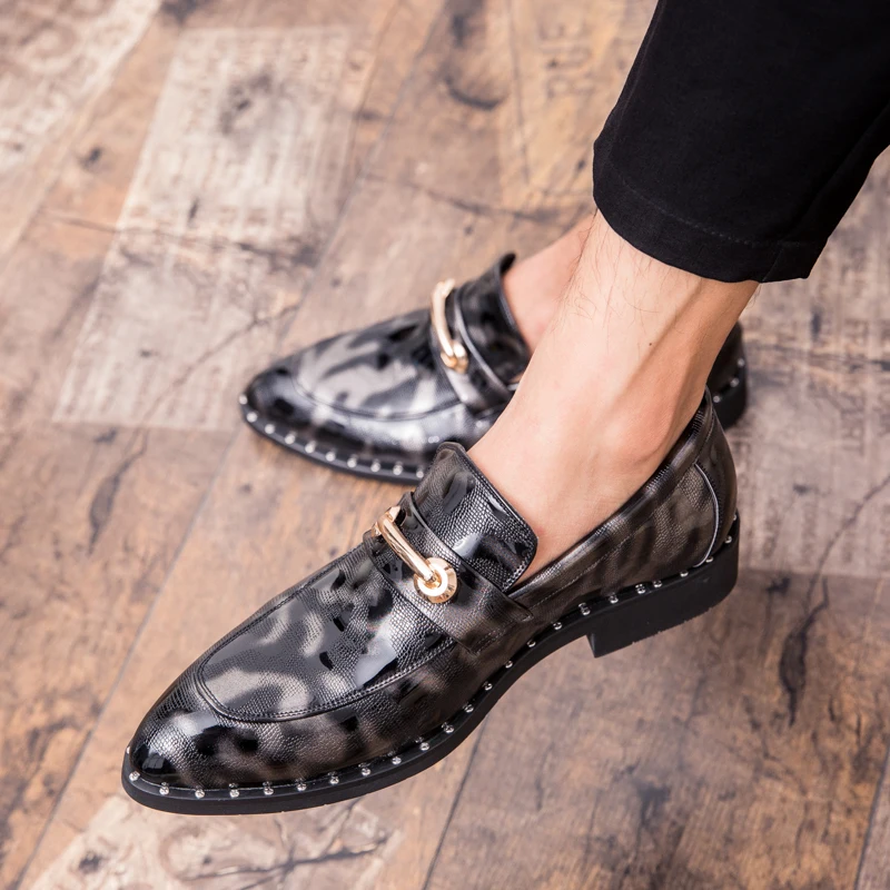 

men Business Wedding party shoes Patent Leather Oxford Shoes For Men Dress business Shoes outdoor Pointed Toe Men Formal Shoes 4