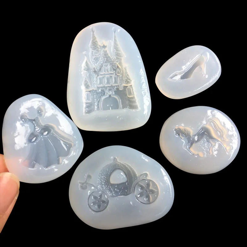 

Mirror face Castle horse high heel skirt pumpkin cart fairy 5 piece combination hand silicone mold