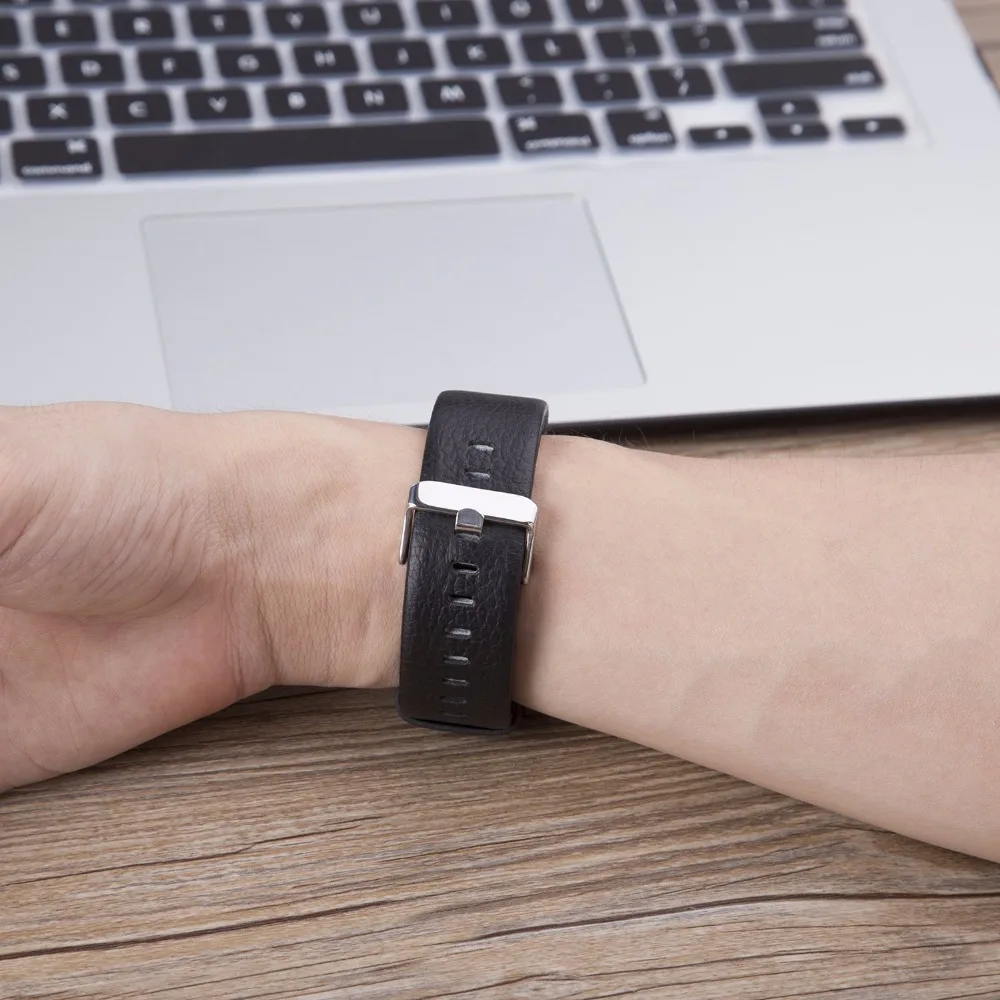 charge 2 leather Weave black 4