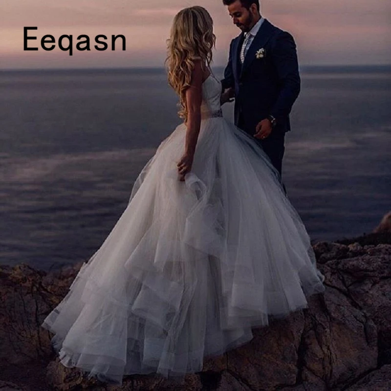

New Beach Wedding Dresses 2018 Modest Ball Gown Strapless Tiered Women Tulle Wedding Gowns Plus Size robe mariage Custom